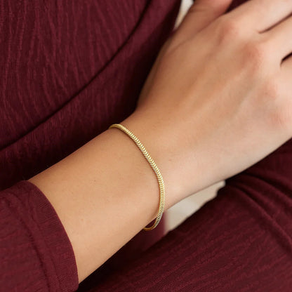 14K Yellow Gold Oval Snake Chain Bracelet (2.60 mm)