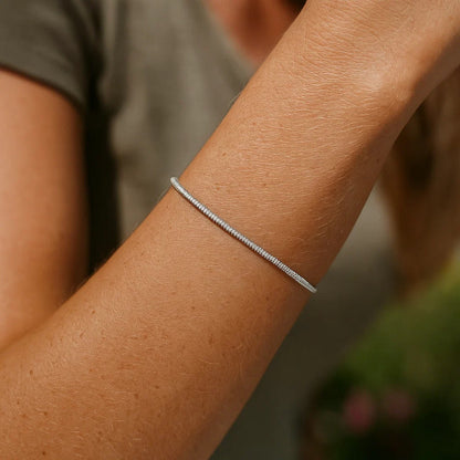 14K White Gold Diamond Cut Sparkle Spring Bracelet (1.70 mm)